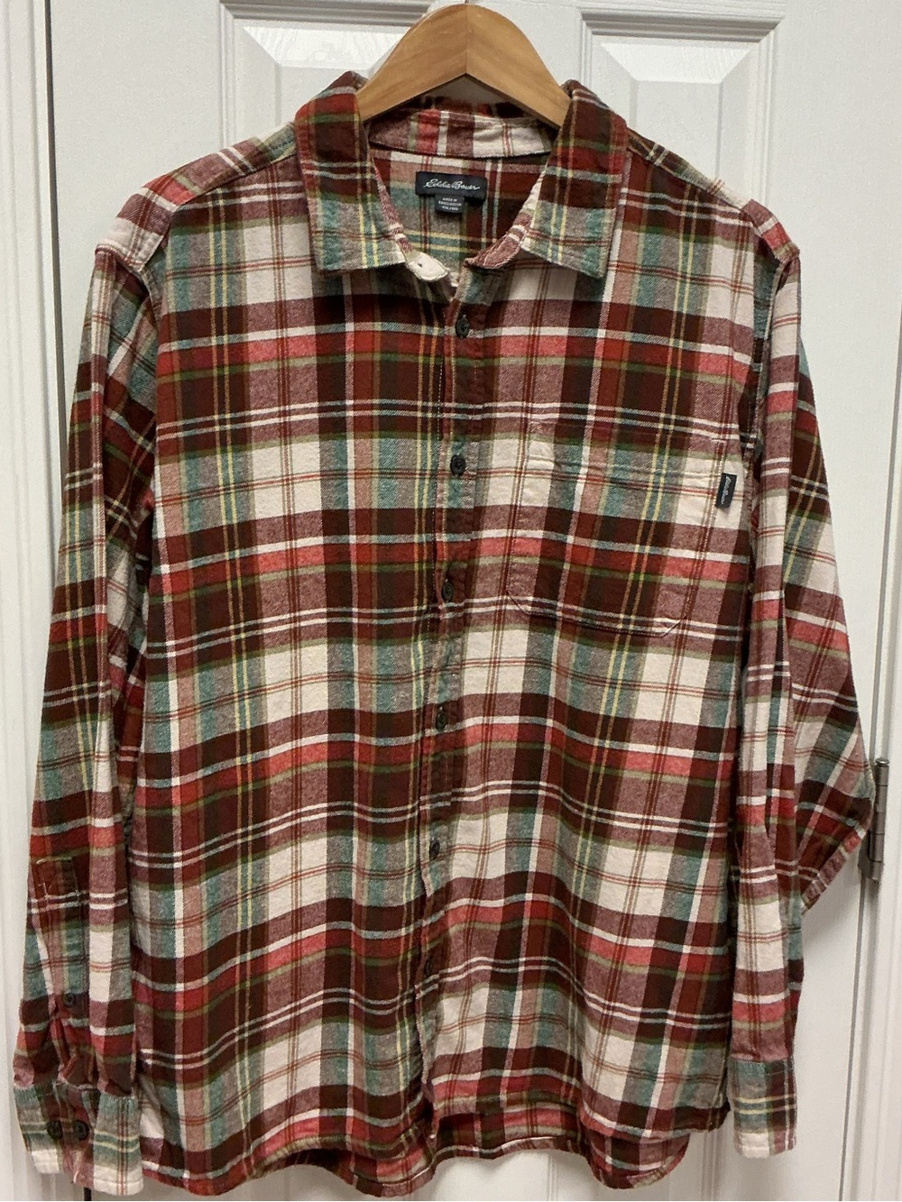 Eddie Bauer Men’s XXL Plaid Long Sleeve Button-Up Shirt flannel outdoors camping